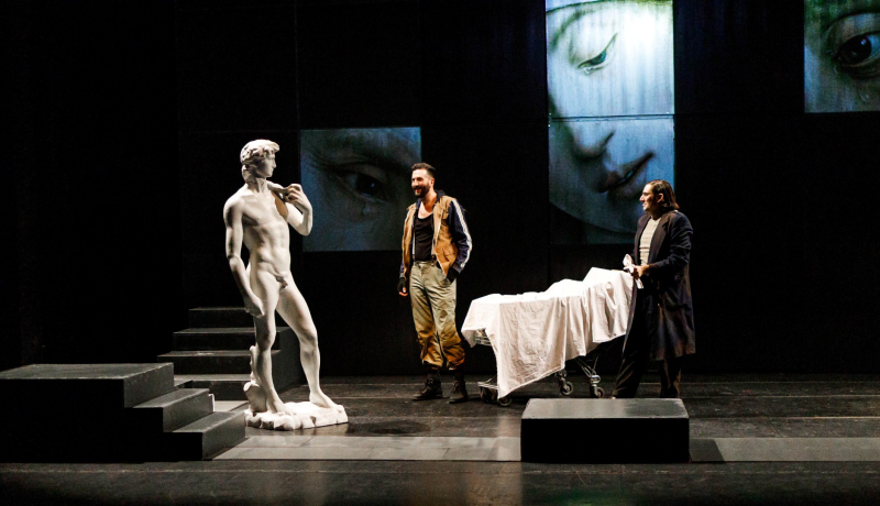 На отвореном друму